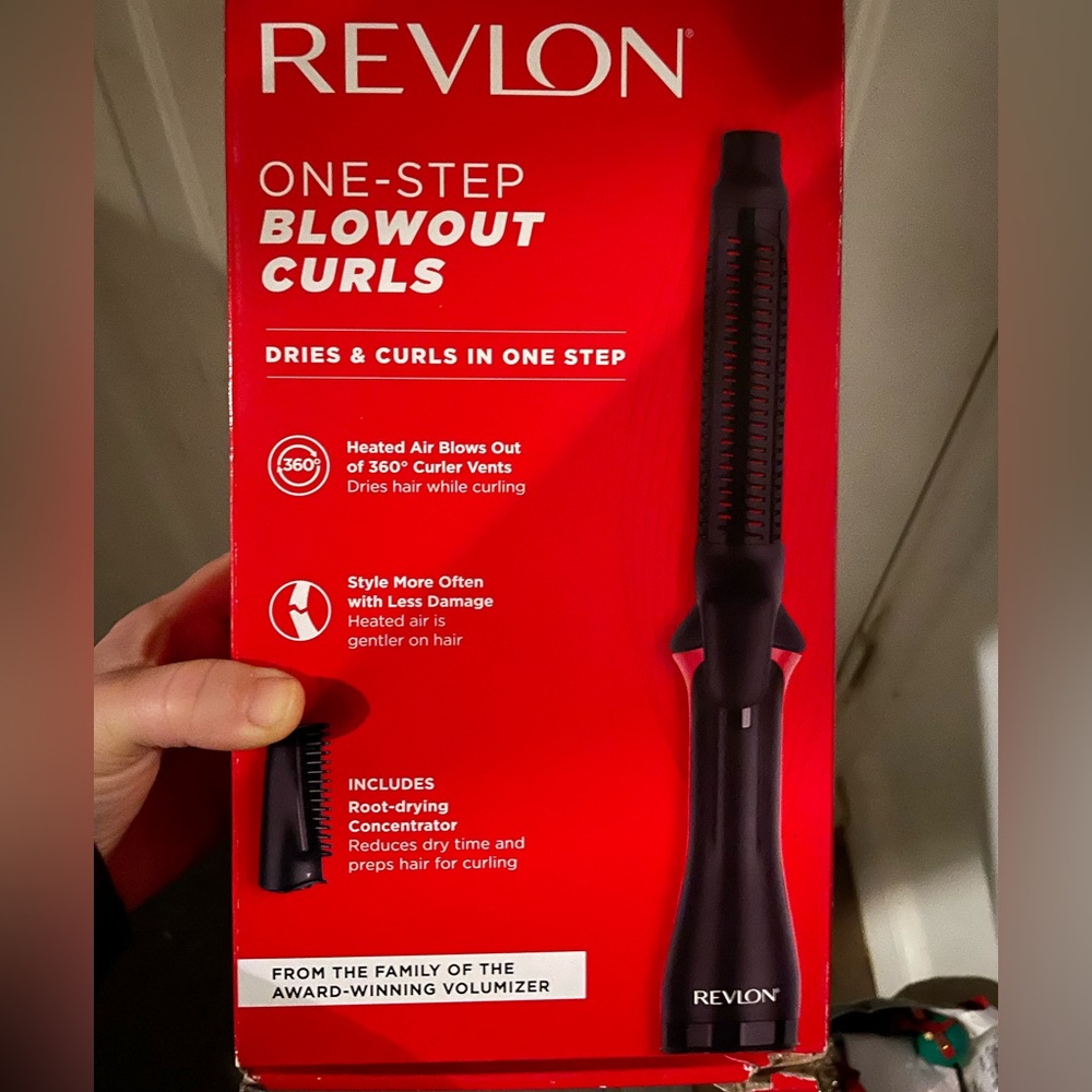 Revlon one step blowout curls